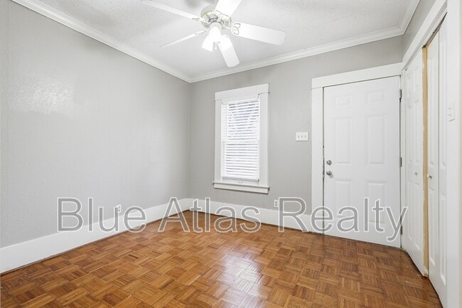 Building Photo - 4822 Worth St