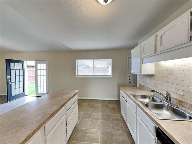 Building Photo - 5026 Red River Trail