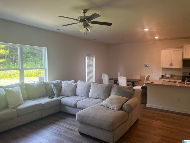 Building Photo - 9906 Chelsea Pk Trl