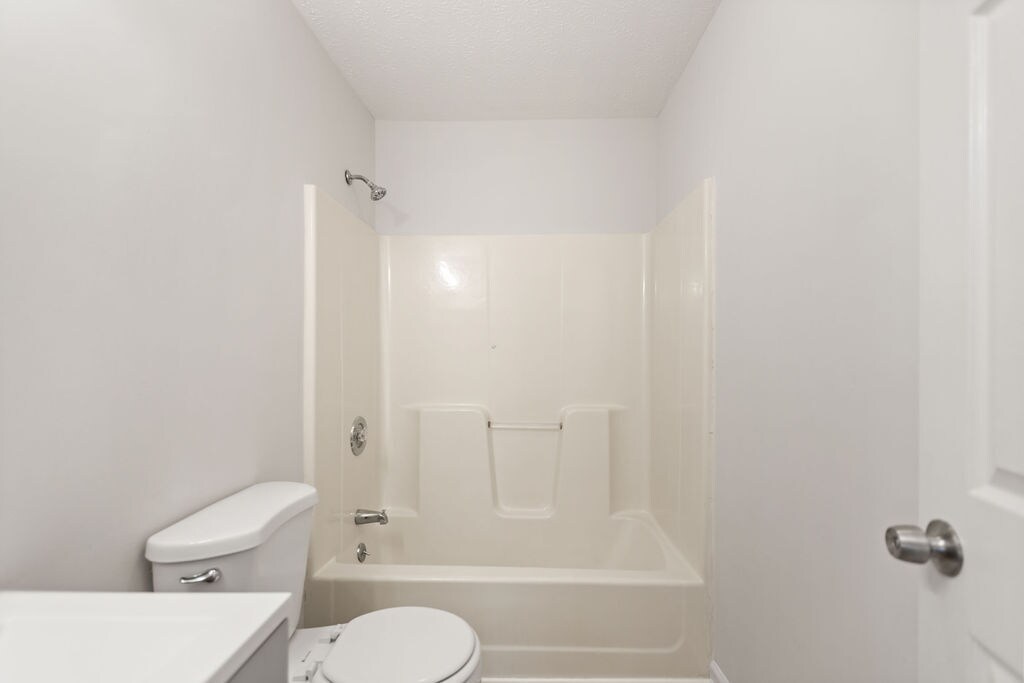 Building Photo - 152 Hamilton Cir