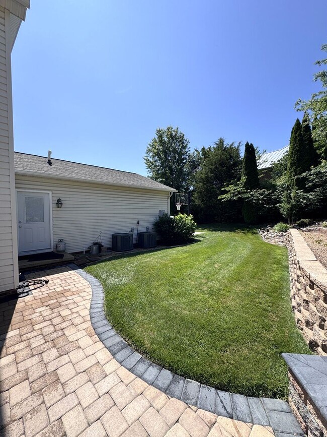 Building Photo - Single Family Home in Harrisonburg