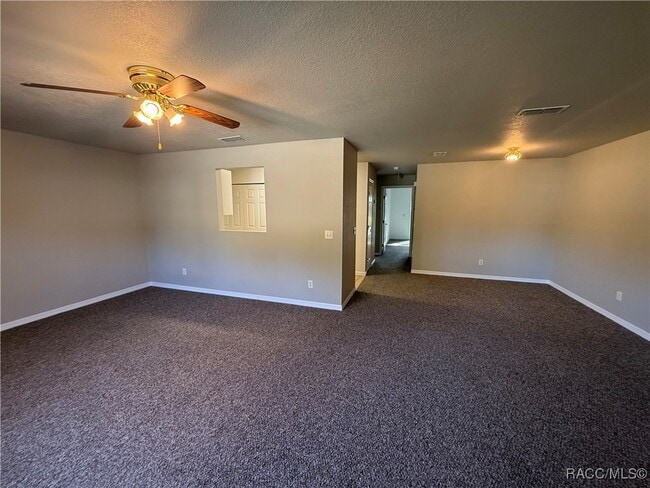 Building Photo - 1153 N Lion Cub Point