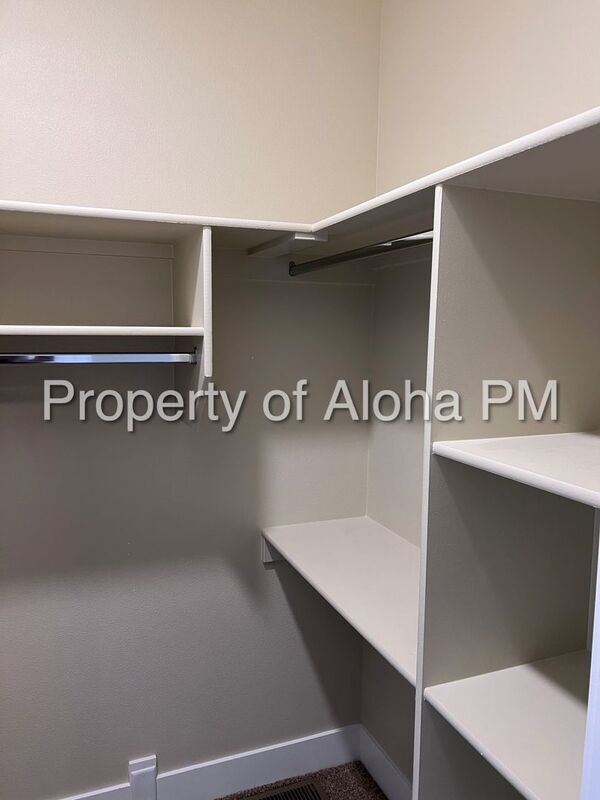 Building Photo - 3558 E Grand Forest Dr