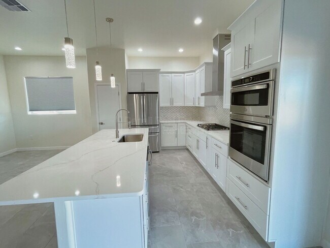 Building Photo - 14431 Wood Canyon Pl