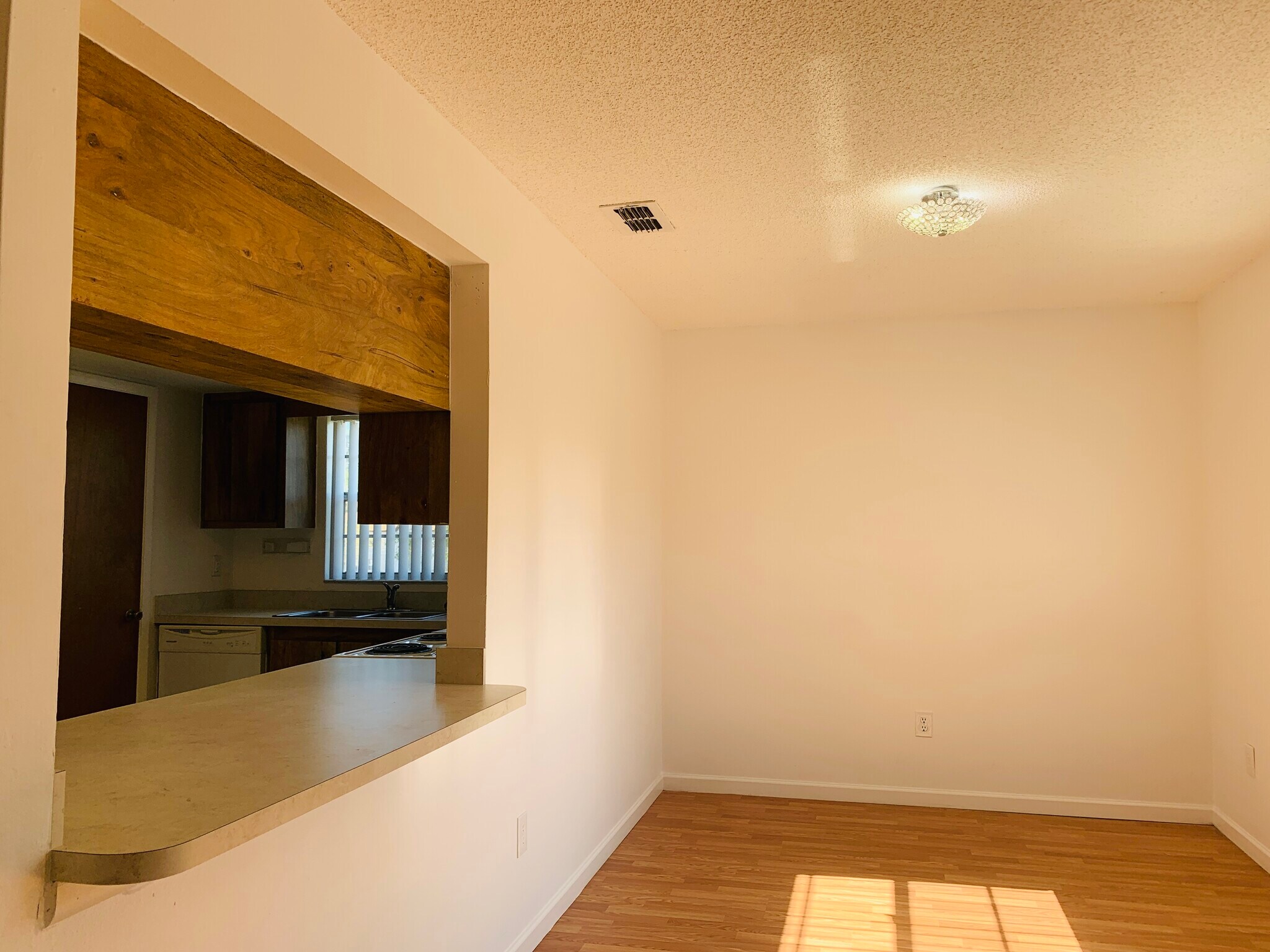 Building Photo - 428 Banana Cay Dr