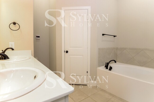 Building Photo - This is Tailored to Your Highest Standards.