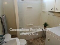 Building Photo - 309 College St SE