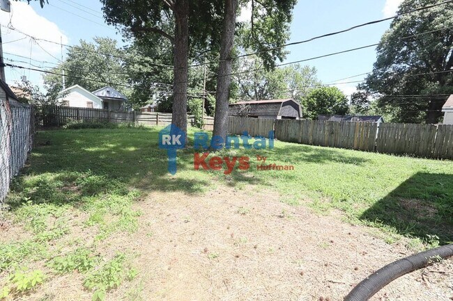 Building Photo - 2208 Margybeth Ave