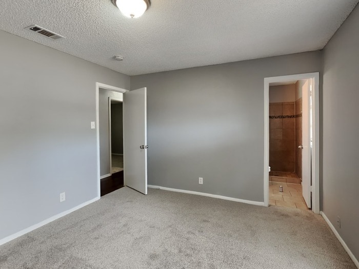Building Photo - 6028 Harrison Way