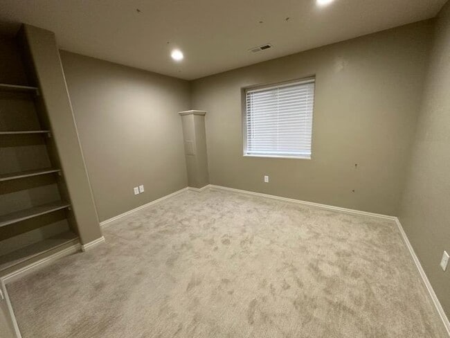 Building Photo - 3952 Sienna Dune Dr