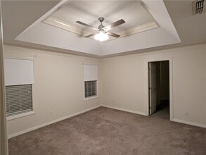 Building Photo - 2030 N Hailey Dr