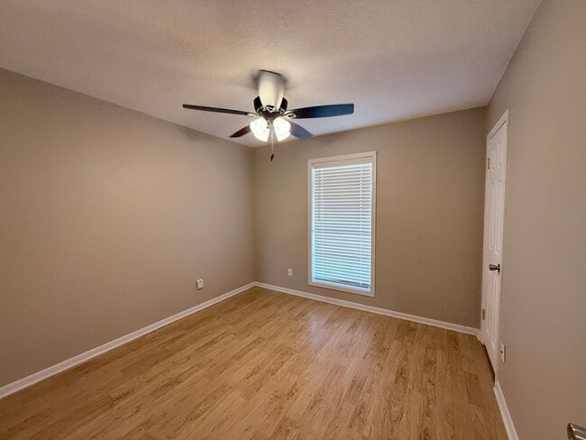 Building Photo - Home for Rent