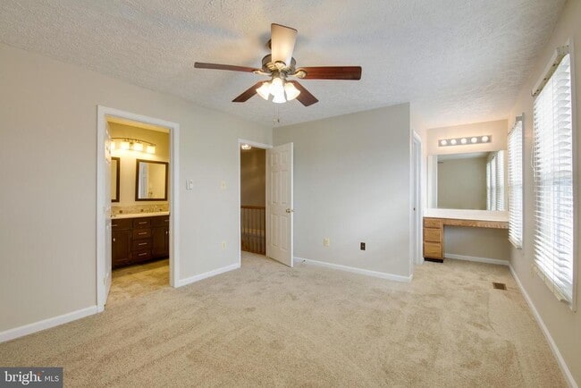 Building Photo - 354 Kendig Dr