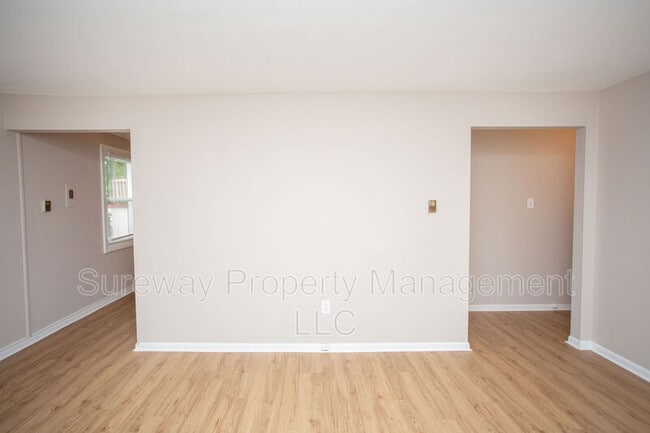 Building Photo - 13 Merion Terrace