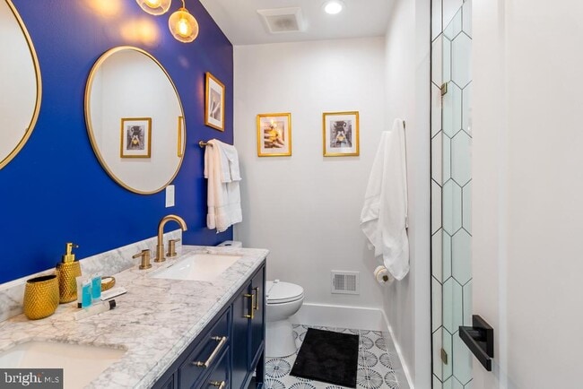 Building Photo - 1417 Montello Ave NE