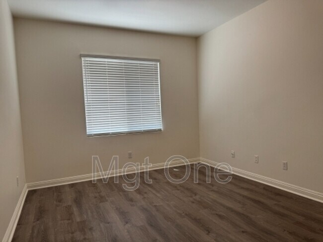Building Photo - 29089 La Ladera Rd