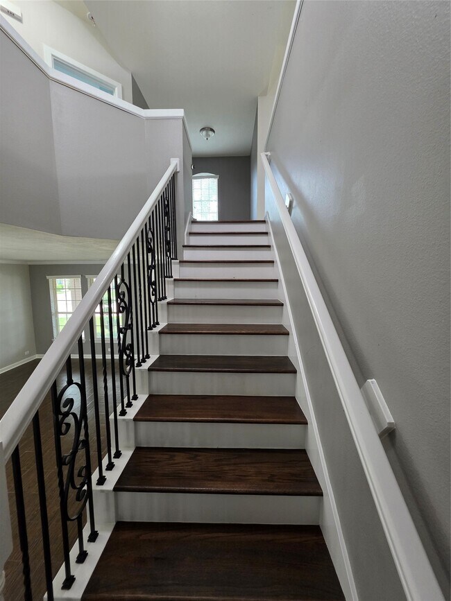 Building Photo - 19415 Bronte Springs Court