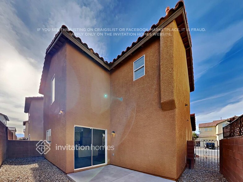 Building Photo - 31 Dovewood Ave