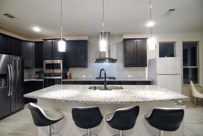 Building Photo - 30107 Alder Run Ln