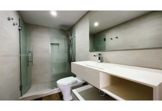 Building Photo - 11111 Biscayne Blvd