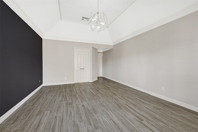 Building Photo - 6403 Parkriver Crossing