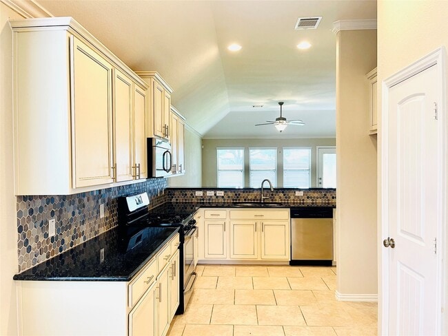 Building Photo - 6838 Pear Point Ln