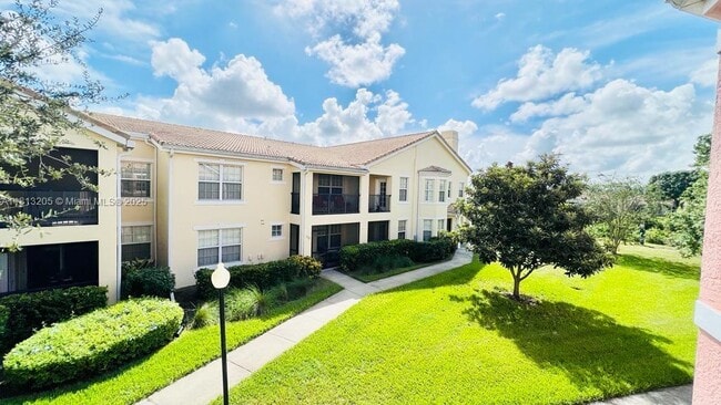 Building Photo - 138 SW Peacock Blvd