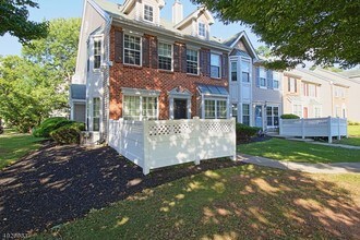 Building Photo - 361 Hadleigh Ln