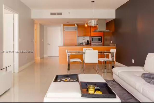 Building Photo - 485 Brickell Ave