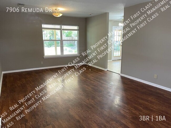 Building Photo - 7906 Remuda Dr