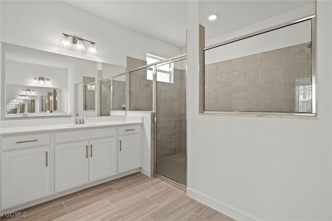 Building Photo - 15263 Jadestone Dr