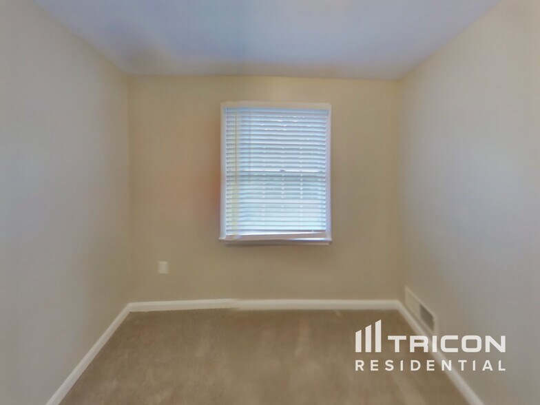 Building Photo - 1650 Elkwood Ct