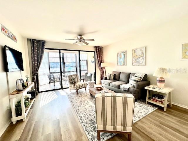 Building Photo - 3020 Matecumbe Key Rd
