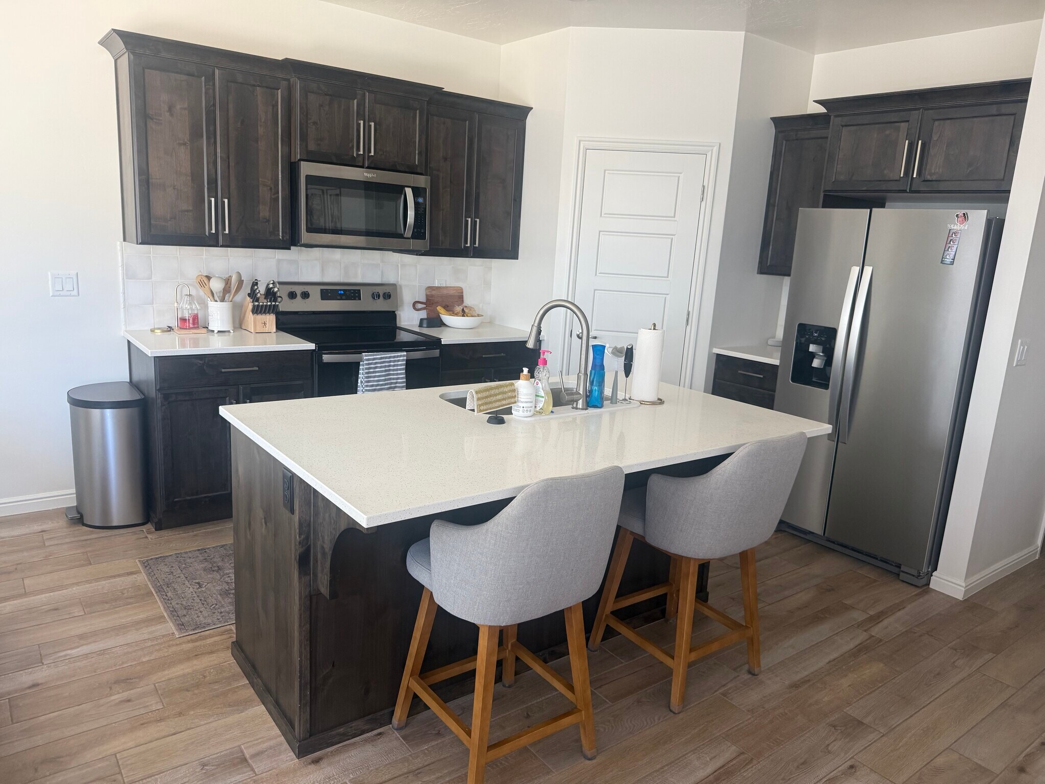 Building Photo - 391 S Deep Creek Dr