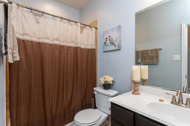 Building Photo - 3056 Winterberry Ln