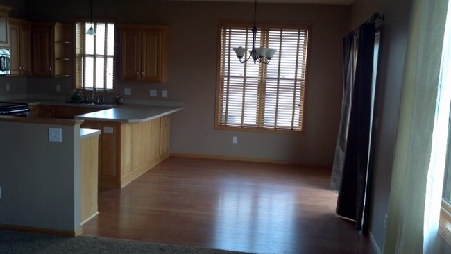 Building Photo - 11862 47th Pl NE