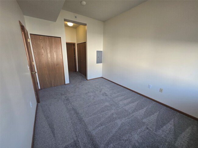 Building Photo - 900 Market St