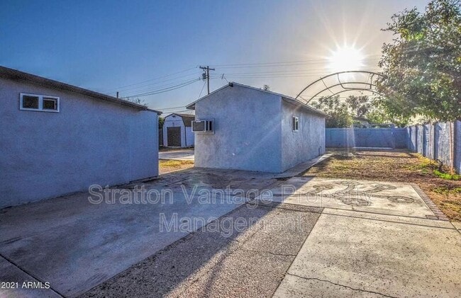 Building Photo - 15620 N Greasewood St