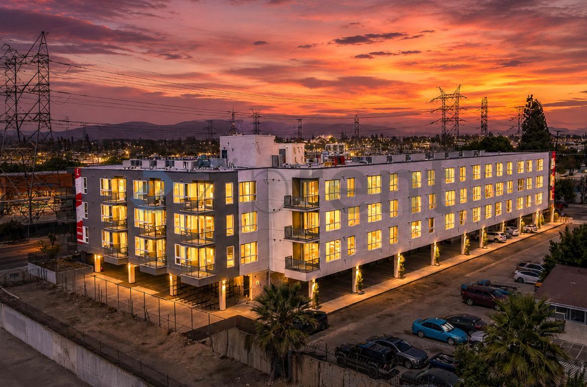 Building Photo - Unit 311