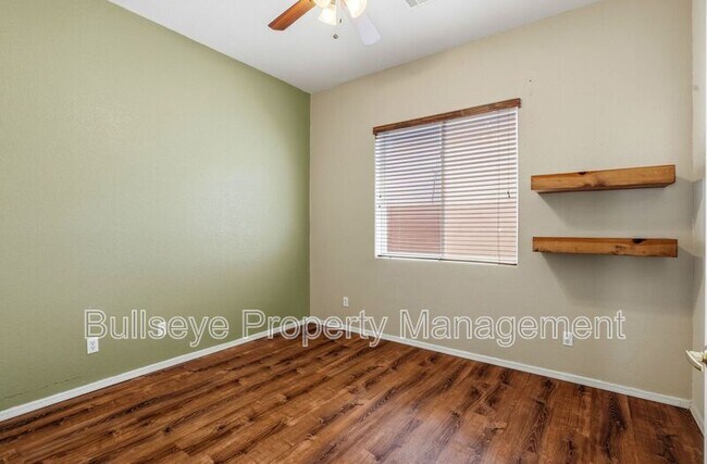 Building Photo - 6519 S 5th Way