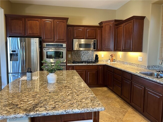 Building Photo - 2685 La Boutique St