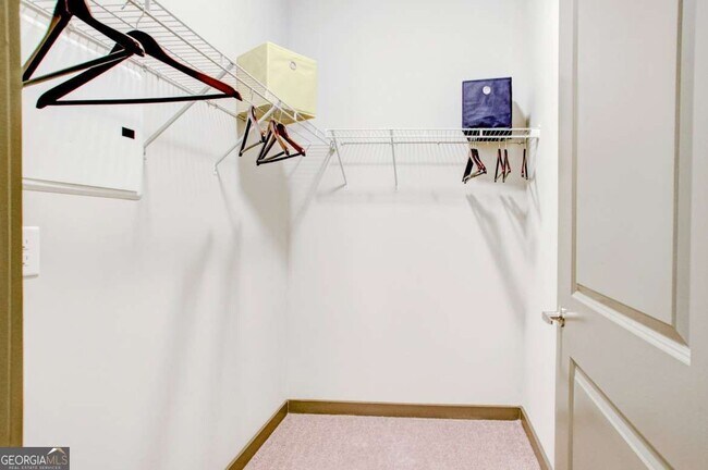 Building Photo - 800 Milwood St