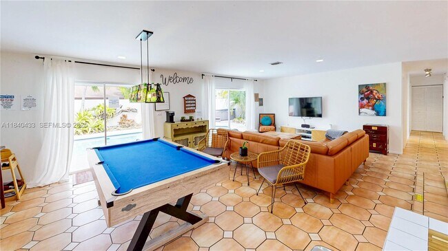 Building Photo - 9614 SW 134th Ct