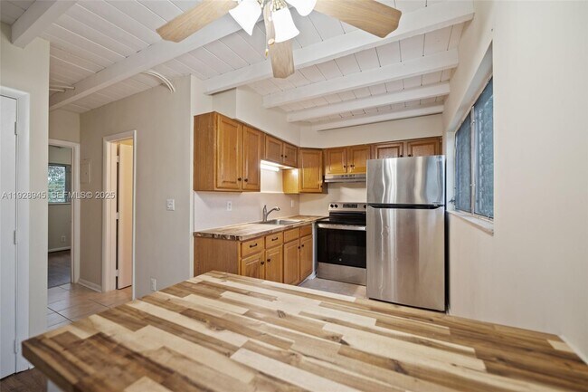 Building Photo - 766 NW 42nd St