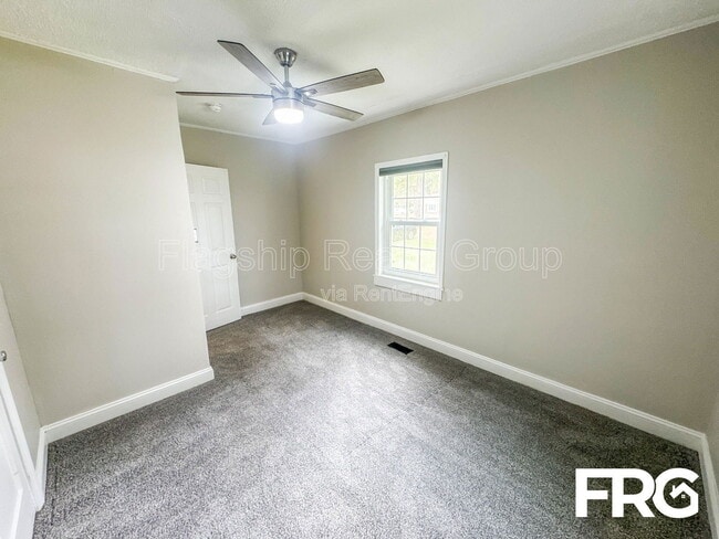 Building Photo - 2310 N Beston Rd
