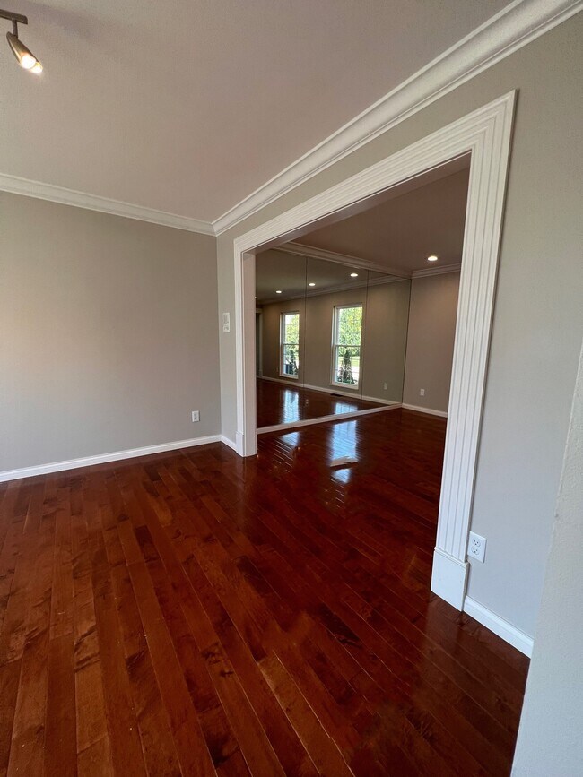 Building Photo - 12790 Polo Parc Dr
