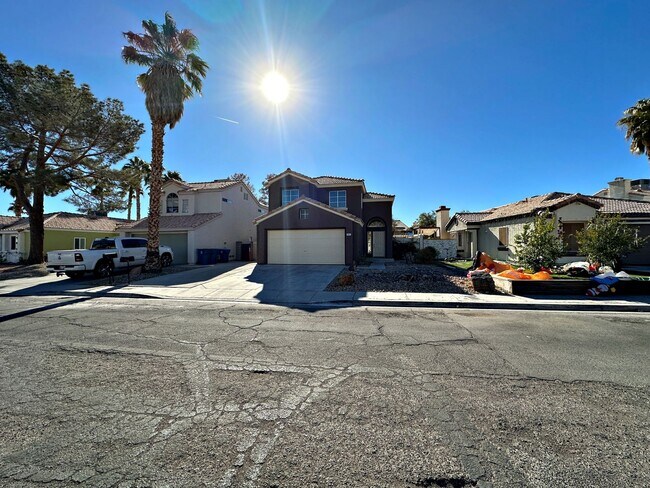 Building Photo - 1645 Autumn Rust Dr