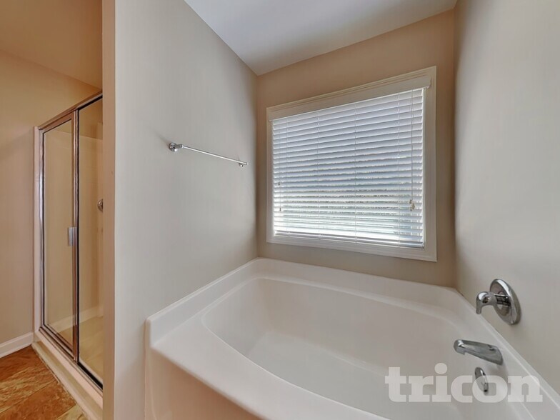 Building Photo - 253 Ryans Point