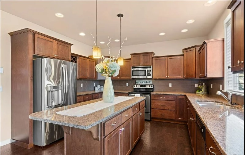 Building Photo - 1621 Bellerive Way SE