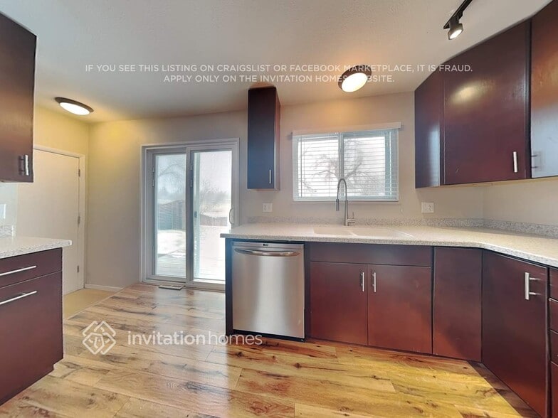 Building Photo - 8860 Cody St